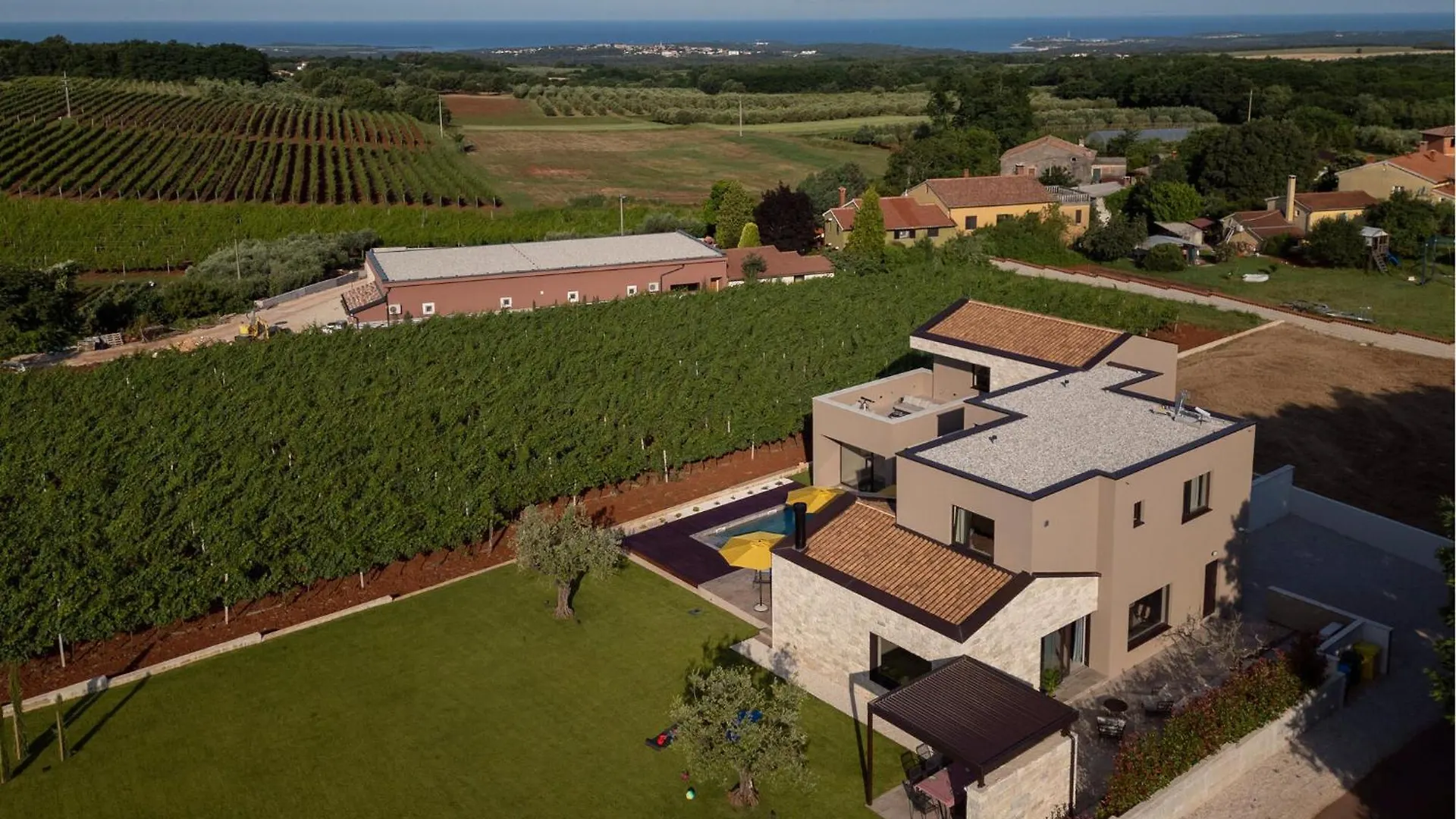 Stunning Home In Kastelir With Sauna Holiday home